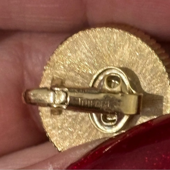 Trifari New with tags Vintage 2 pc set - Picture 9 of 12